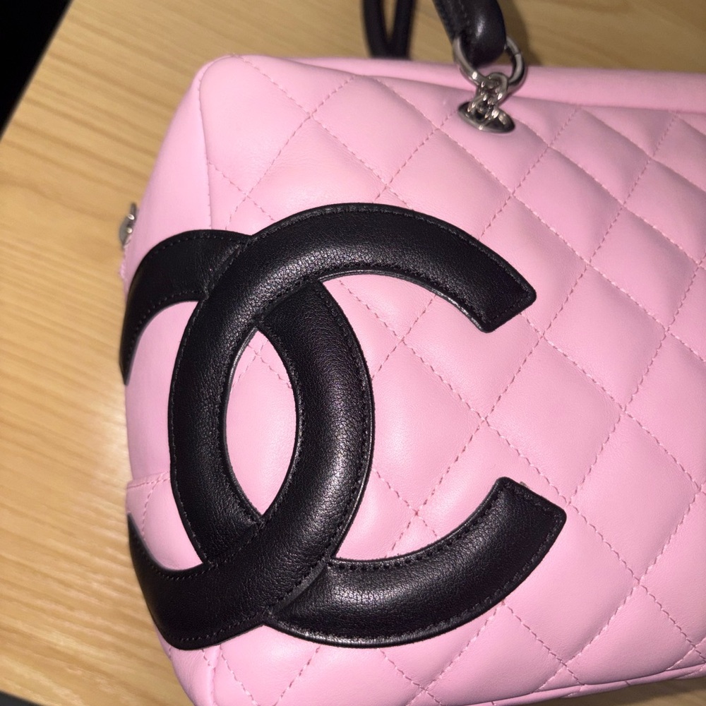 CHANEL Pink and Black Quilted Leather Top-Handle Satchel - Picture 3 of 10